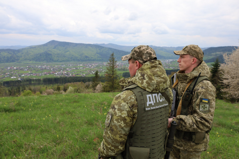 Знова втеча чоловіків, - де на цей раз?