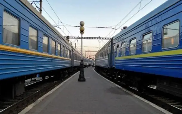 Додаткові поїзди зі Львова