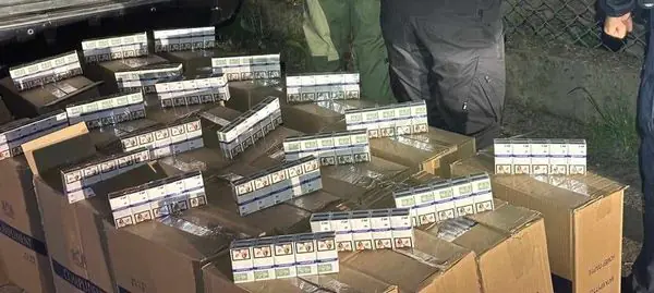 На Закарпатті правоохоронці виявили 10 тисяч пачок контрабандного тютюну