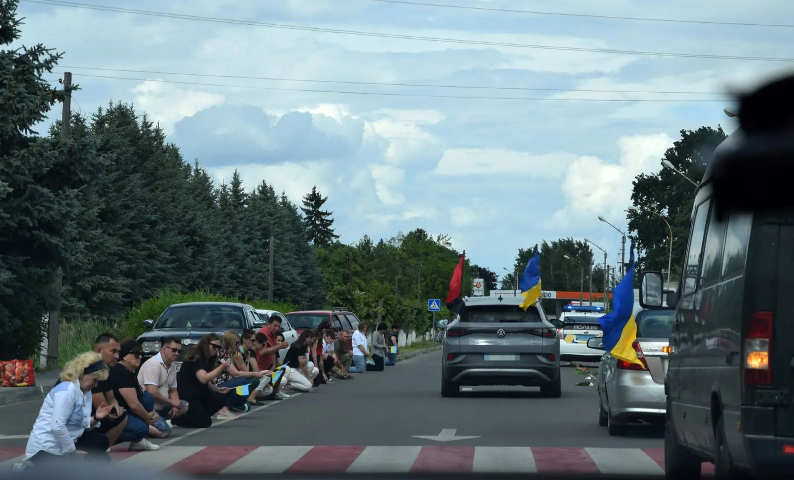 У Волинській області попрощалися із 22-річним прикордонником Євгеном Забродоцьким Фото-3