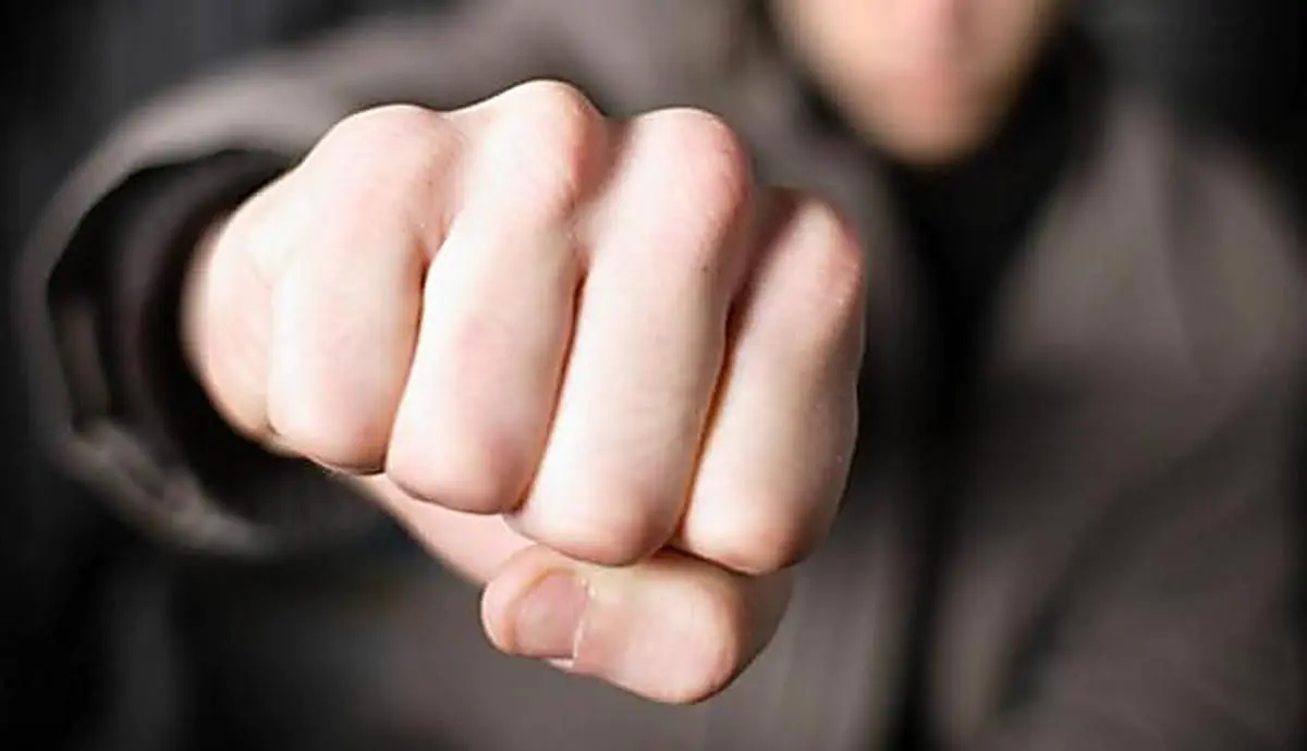 14-літній підліток побив 20-річного хлопця, - більше