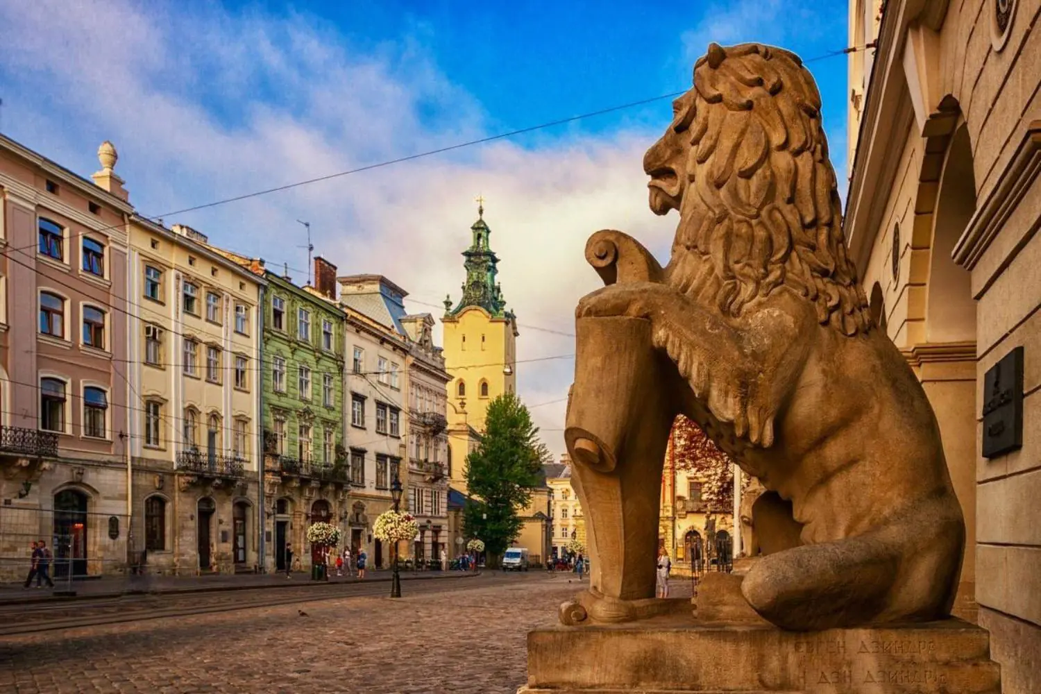 Львів після атаки рф зазнав пожежу, - деталі