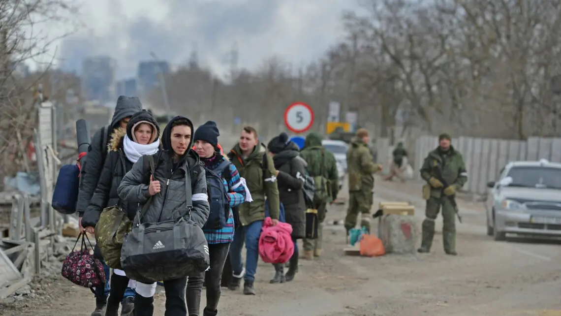 Із Запоріжжя транспортують людей від війни
