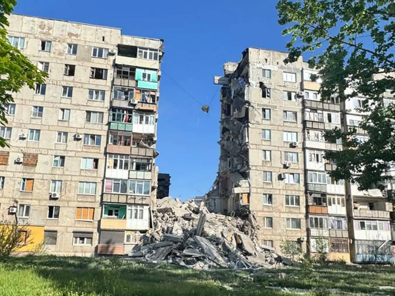 Є висока ймовірність масованої ракетної атаки цієї ночі, - більше у новині